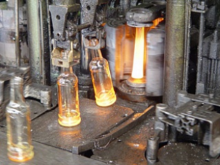Контроль качества стеклотары на заводе "Красное Эхо"